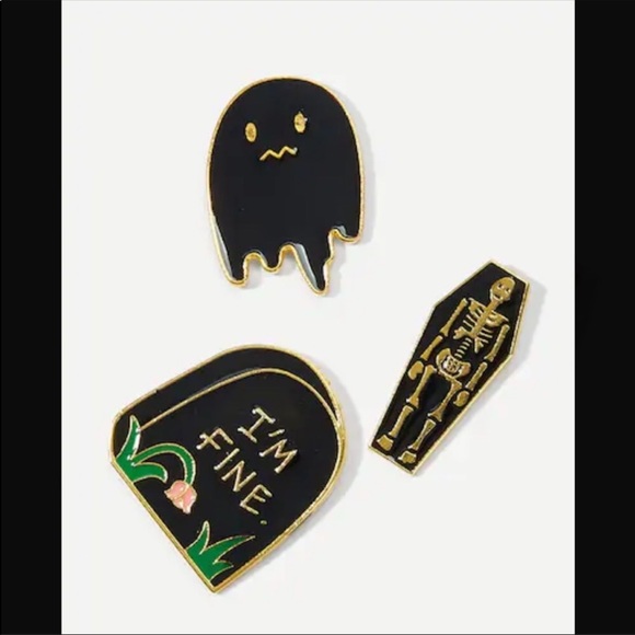 LAST SET SALE Spooky 3 Pin Set 🎃HALLOWEEN🎃 - Picture 2 of 3